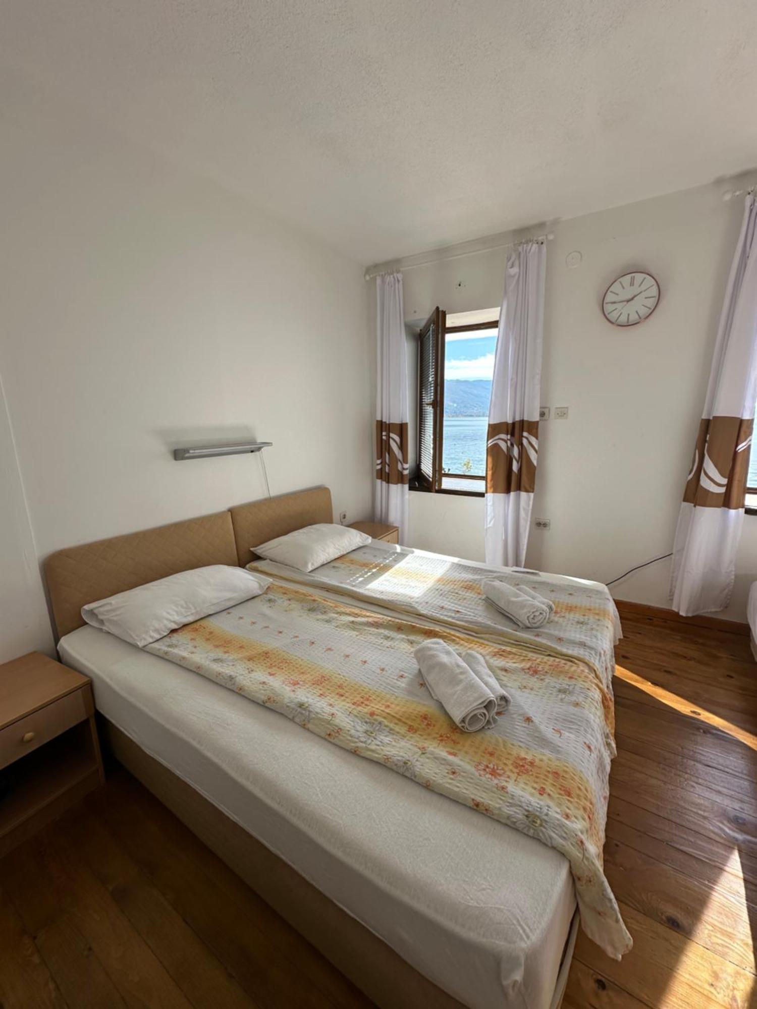 Savin Apartment Ohrid Luaran gambar