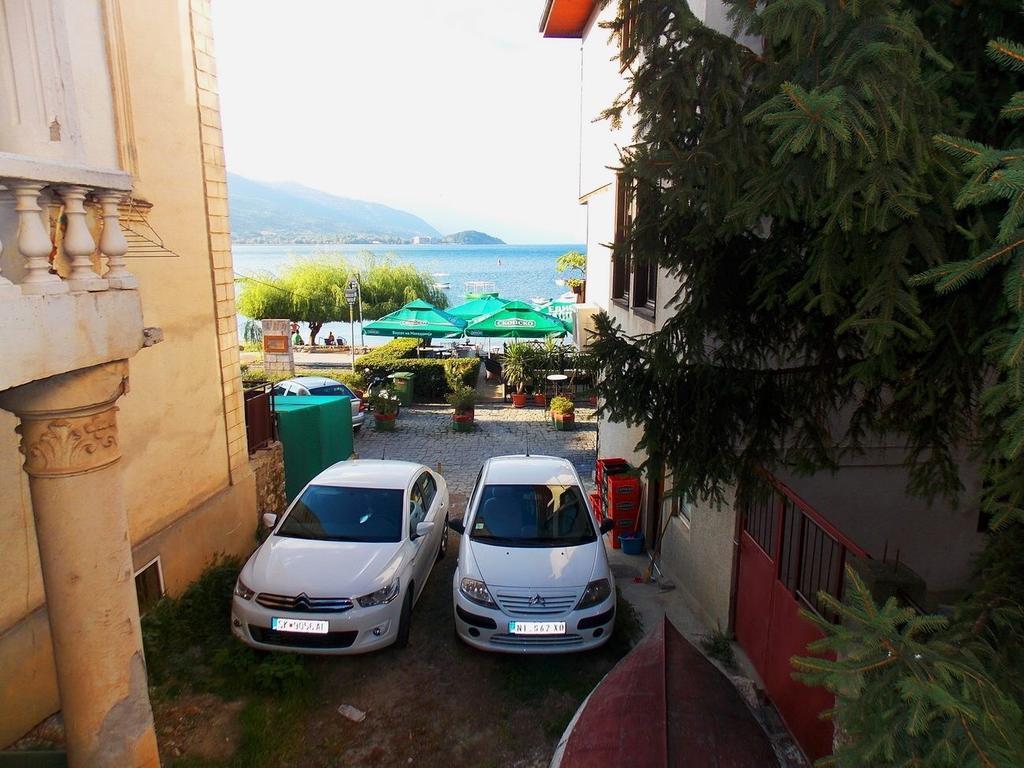 Savin Apartment Ohrid Luaran gambar